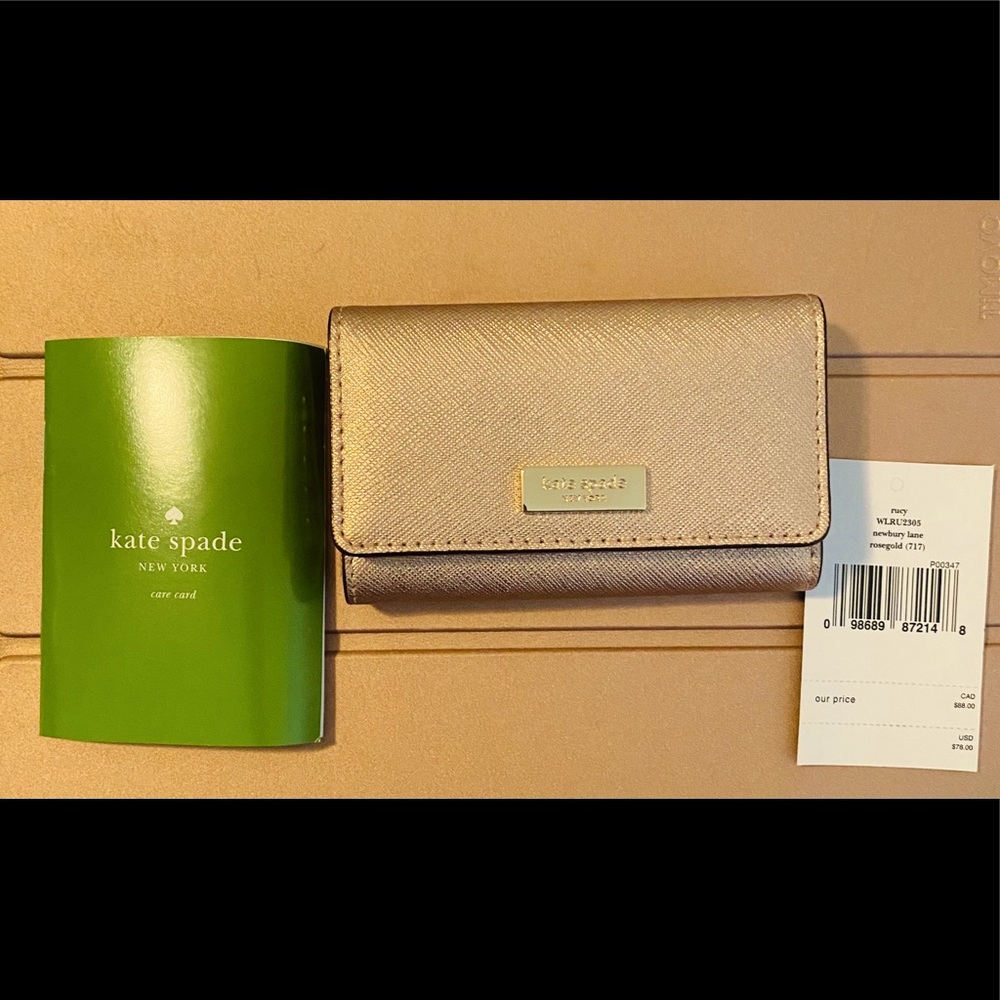 Kate spade ♠️ Key/Card holder.